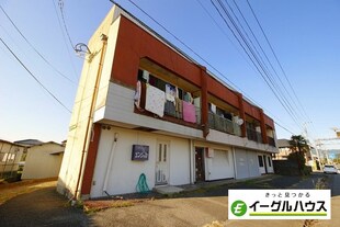 山下アパートの物件外観写真